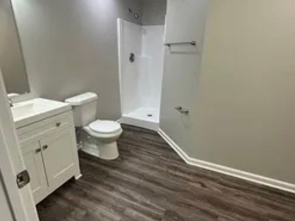 5th image of 255 Amsterdam Way