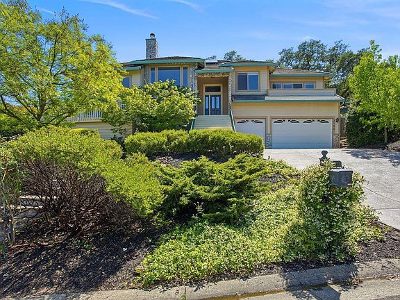 4th image of 2120 Moonstone Cir