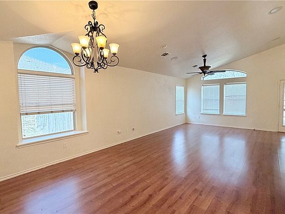 5th image of 7204 Rickey Dr