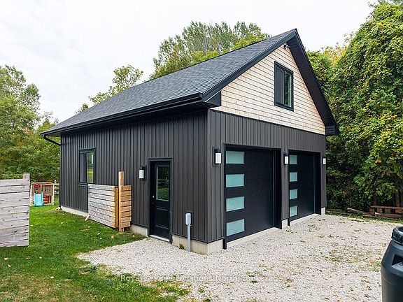4th image of 157807 7th Line