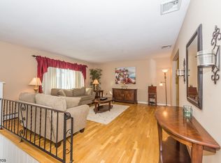 13 W Longview Rd, Rockaway, NJ 07866