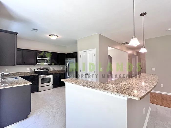 464 Edenhall Dr — Photo 20