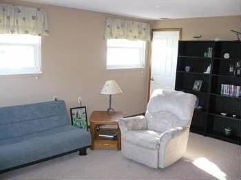 5th image of 368 Pinedale Dr
