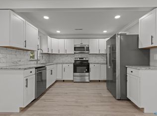 606 7th Ave SW, Decatur, AL 35601