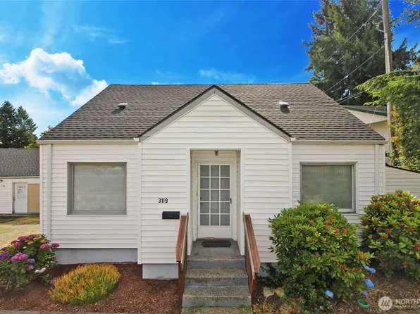3119 Bridgeport Way W, University Place, WA 98466