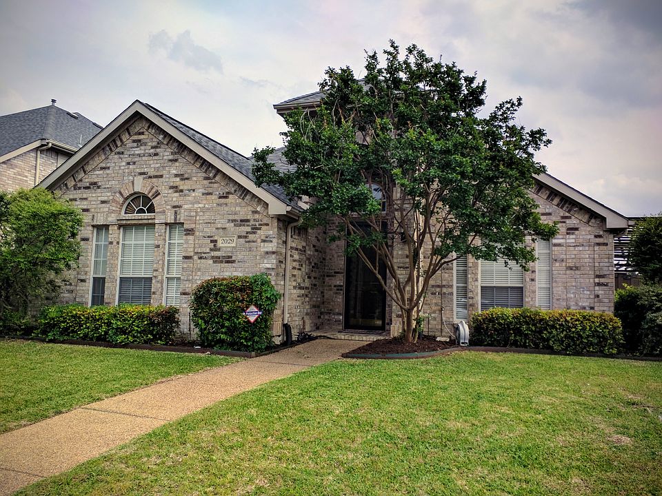 1st image of 2029 Saint Anne Dr