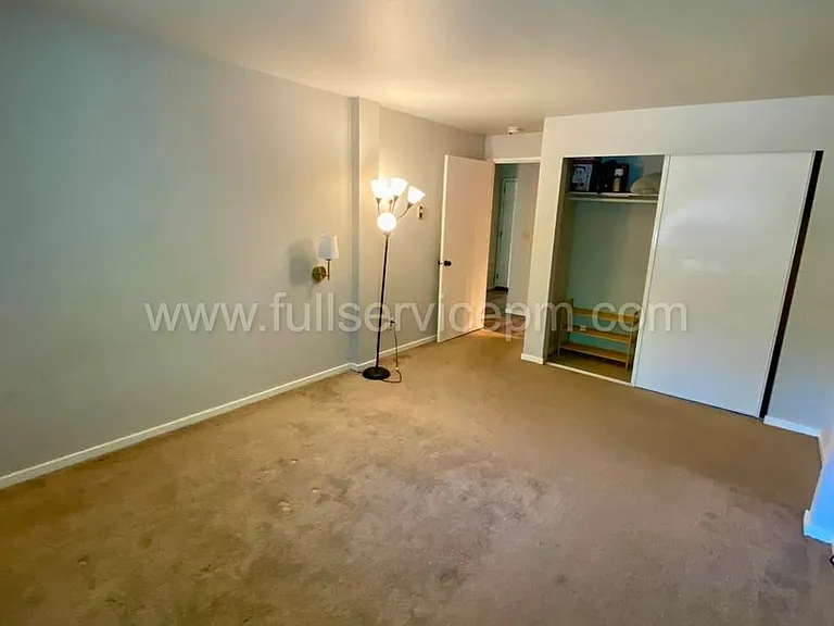 9416 1st Ave NE #108 — Photo 26