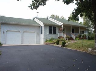 209 185th St, Star Prairie, WI 54026