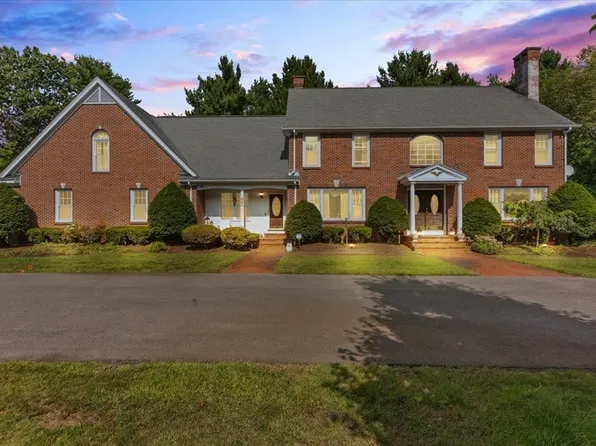 84 Juniper Ridge Rd, Westwood, MA 02090