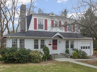24 Orchard Rd, Larchmont, NY 10538