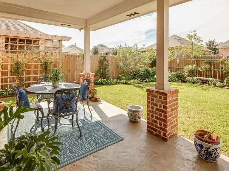 3922 Devrne Dr — Photo 19