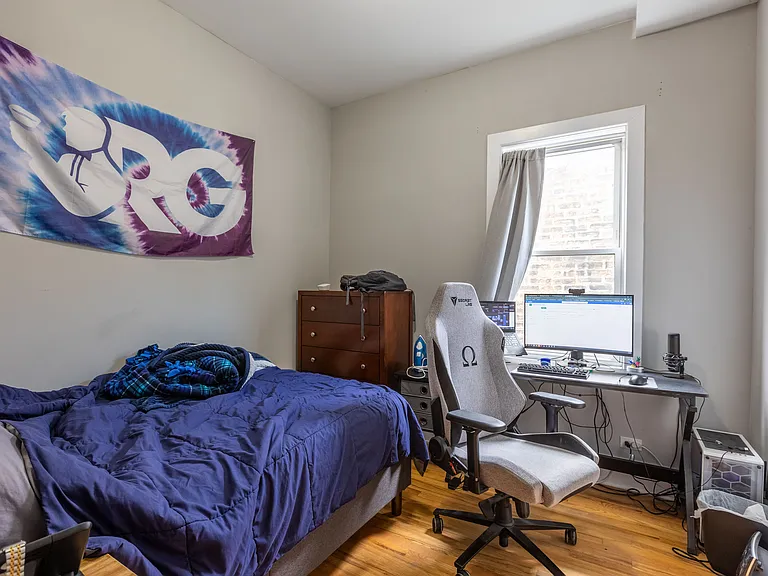 1314 W Roscoe St #1 — Photo 11