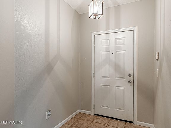 5th image of 785 Oakleaf Plantation Pkwy Unit 1821