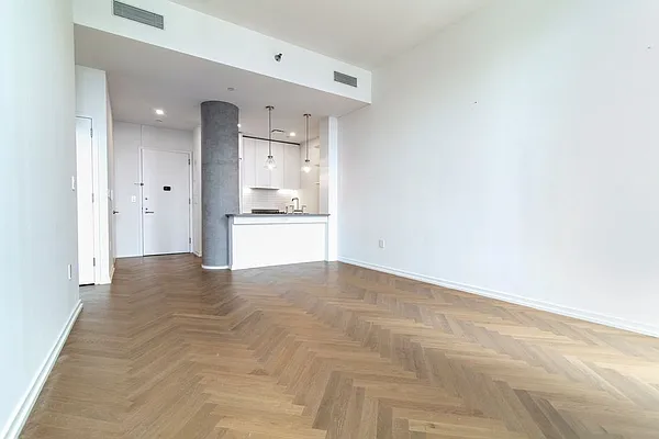 Rented by REAL New York | media 18