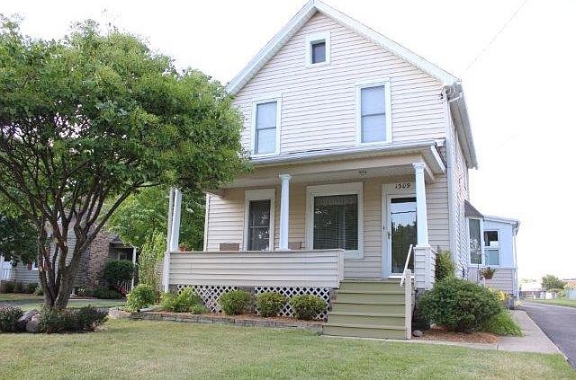 1st image of 1309 W Galena Blvd
