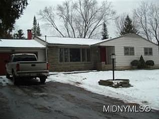 5th image of 328 Clinton St
