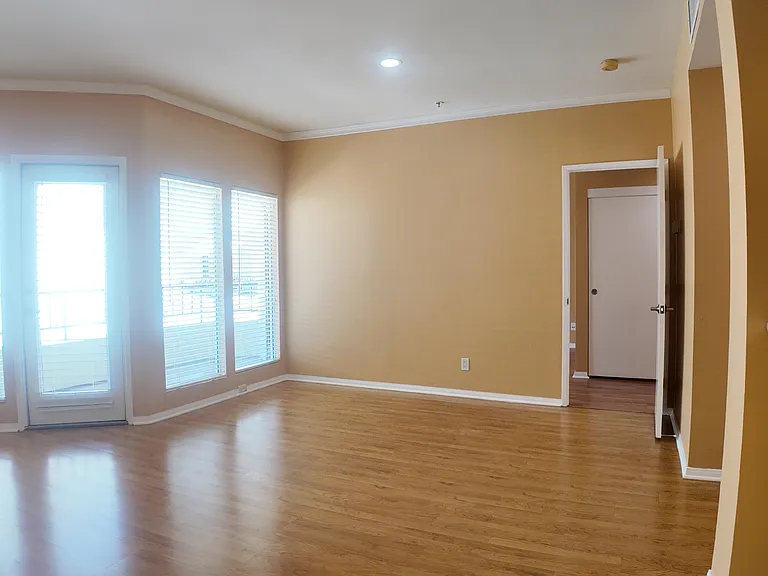 655 Columbia St #313 — Photo 18