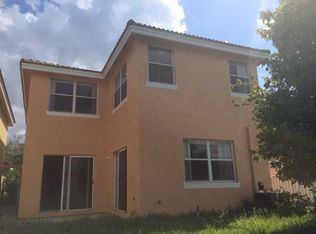 9345 NW 54th St, Sunrise, FL 33351