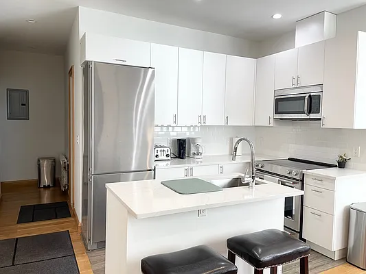 Rented by Douglas Elliman | media 7