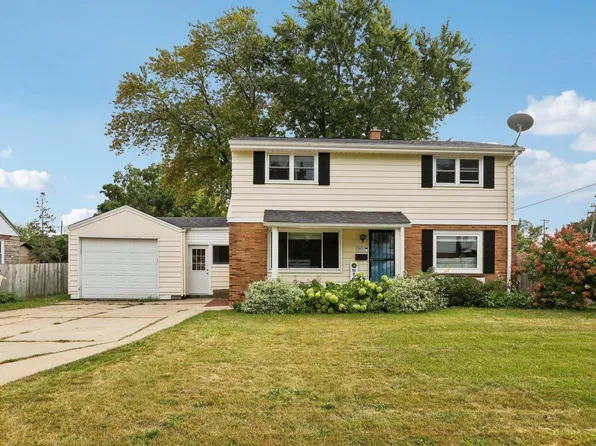 9035 W Morgan AVENUE, Milwaukee, WI 53228