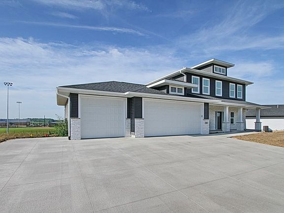 2nd image of 1135 Ogden Dr
