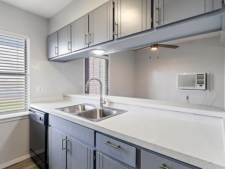4009 NW Ozmun Ave #C2 — Photo 12