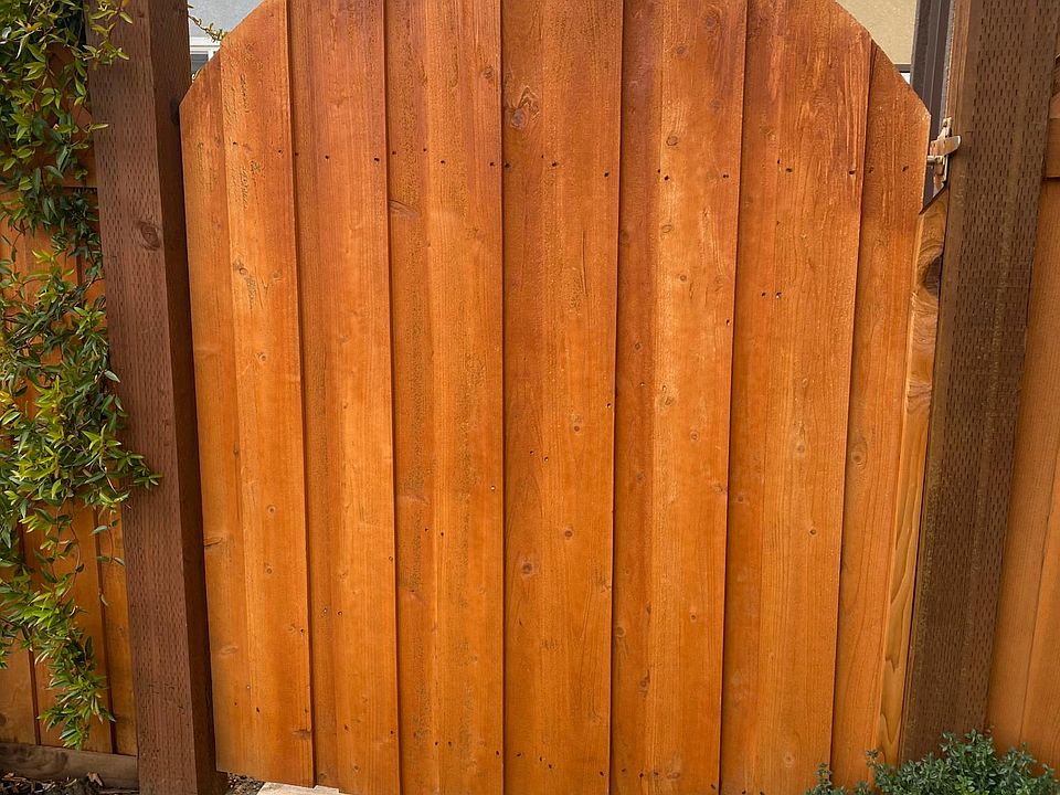 Seperate entrance for the unit