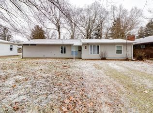 704 Ventura Rd, Champaign, IL 61820