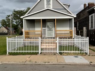 4745 McCook Ave, East Chicago, IN 46312