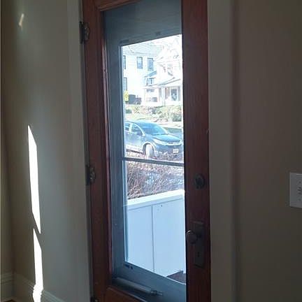 2nd image of 303 Gordon Ave