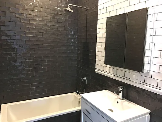 Rented by Premier Metro Realty Corp | media 53