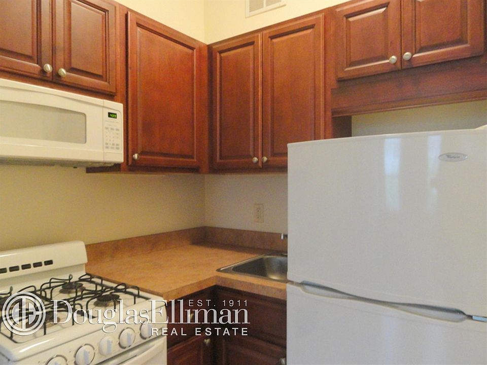 1st image of 403 E 79th St APT 3A