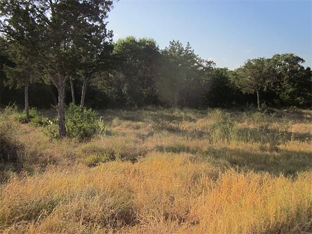 1st image of 2722 Leslie Ln