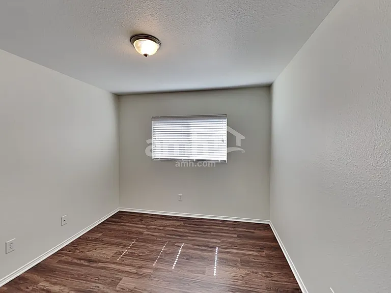 217 N Willow Way — Photo 21