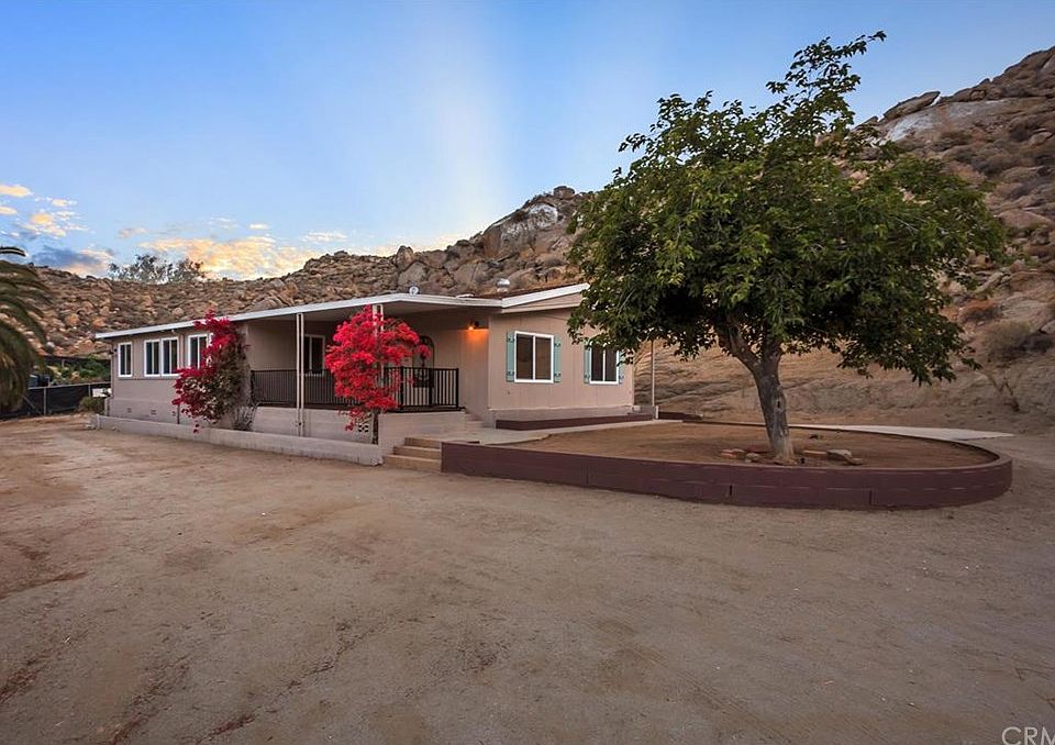 1st image of 25395 Vineta Way