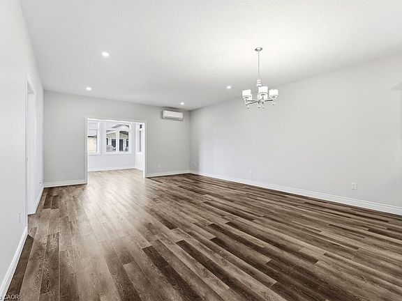 4th image of 375 Mitchell Rd S #2