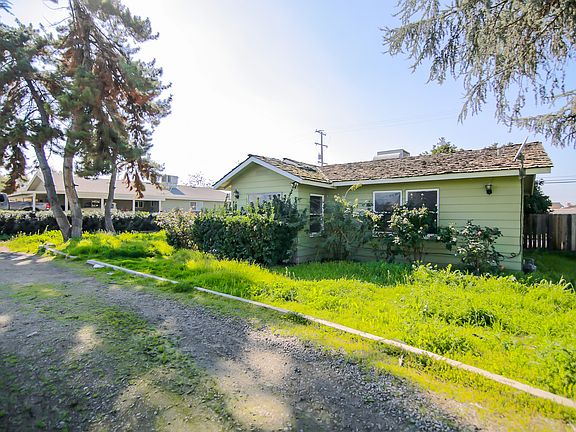2nd image of 433 S Valencia Blvd