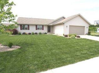 3239 N Wright Rd, Janesville, WI 53546