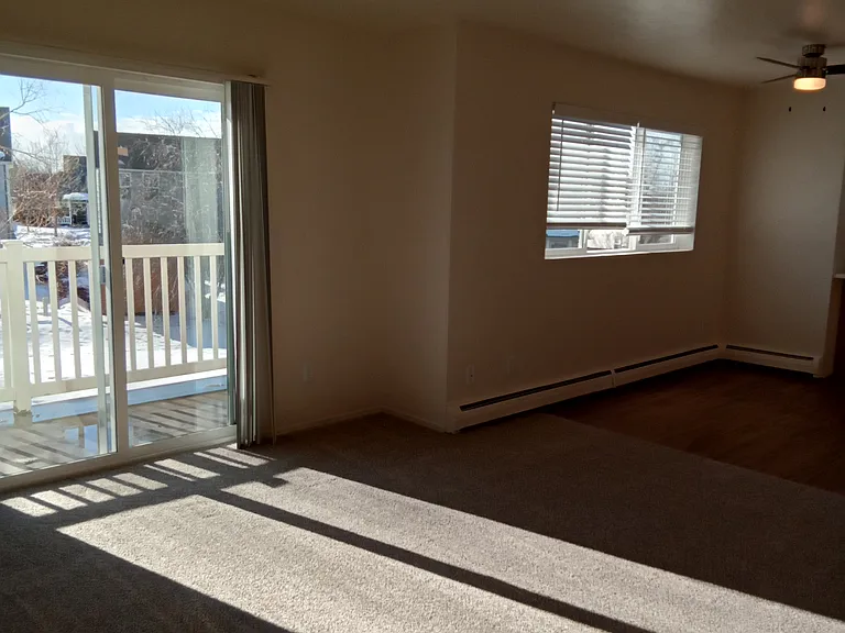 Mountain View Apartment Homes — Photo 38