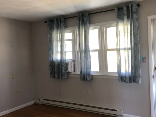 5295 E Trindle Rd, Mechanicsburg, PA