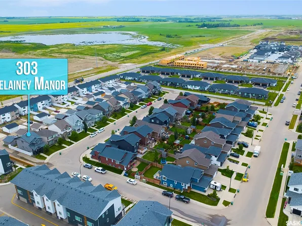 303 Delainey Manor, Saskatoon, SK S7V 0N4