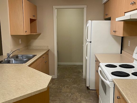 4th image of 33353 Marshall Rd #212