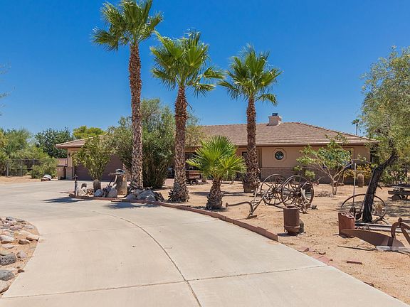 3rd image of 8717 W Camino De Oro