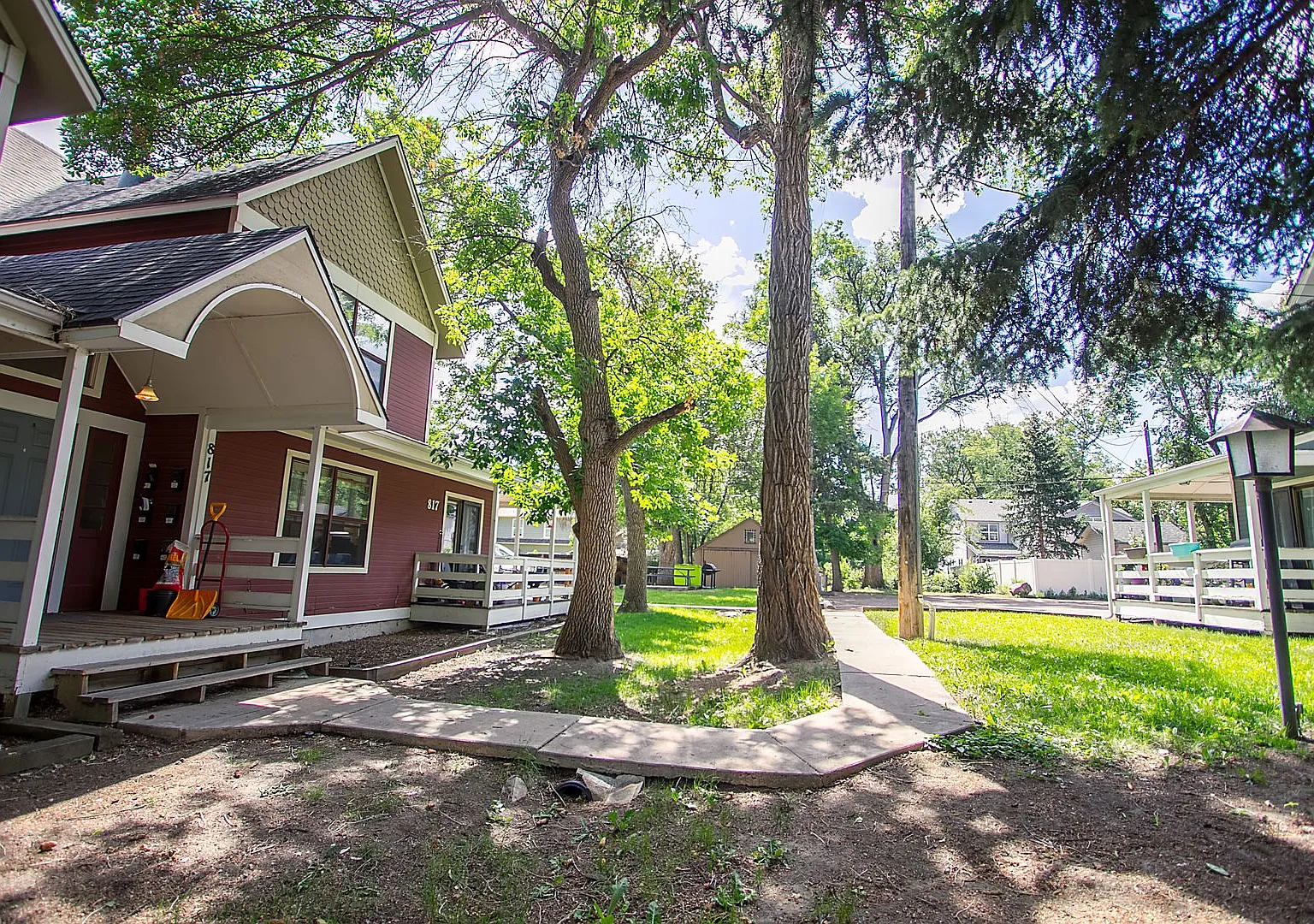 Charming 1 bedroom, 1 bathroom unit located in the heart of downtown Colorado Springs! — Photo 2