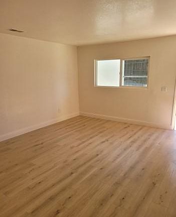 4th image of 5425 Palma Ave #C