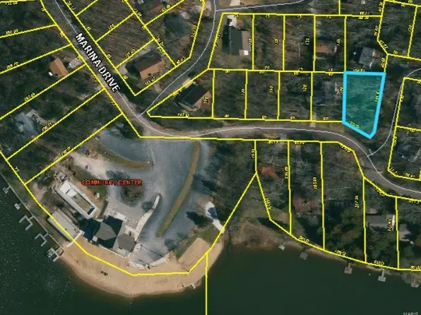 425 Marina Dr, Marthasville, MO 63357