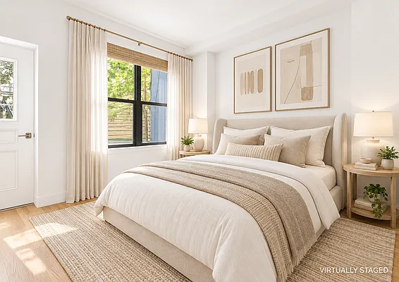 Bedroom, photo 1