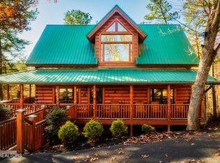 2017 Smoky Cove Rd, Sevierville, TN 37876