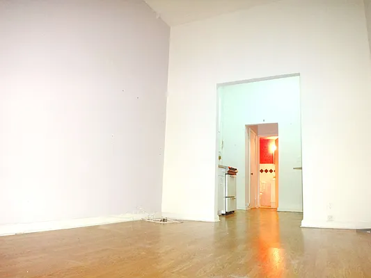 Rented by Paley Management | media 7