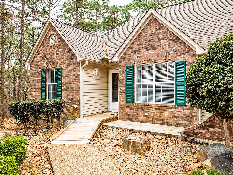 1st image of 12 Fabero Ln